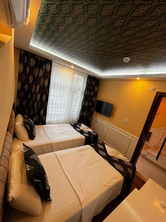Enes & Suites Inn Истанбул Екстериор снимка